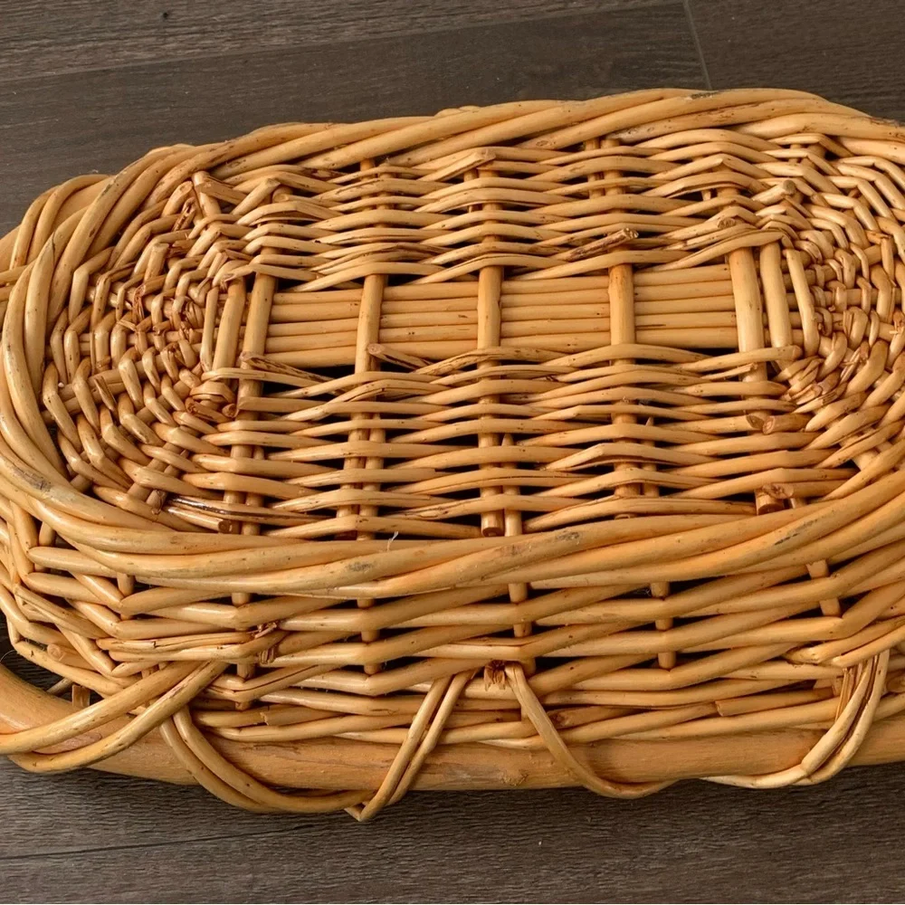 Rattan tray